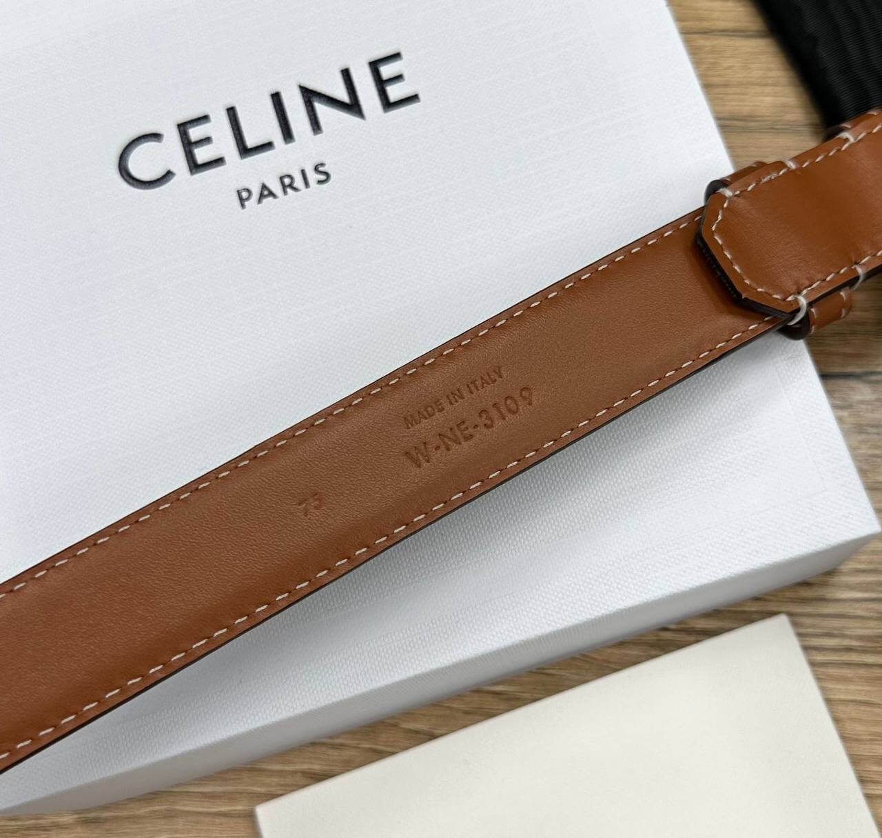 WITH BORDER TRIOMPHE BELT IN TRIOMPHE CANVAS AND CALFSKIN TAN