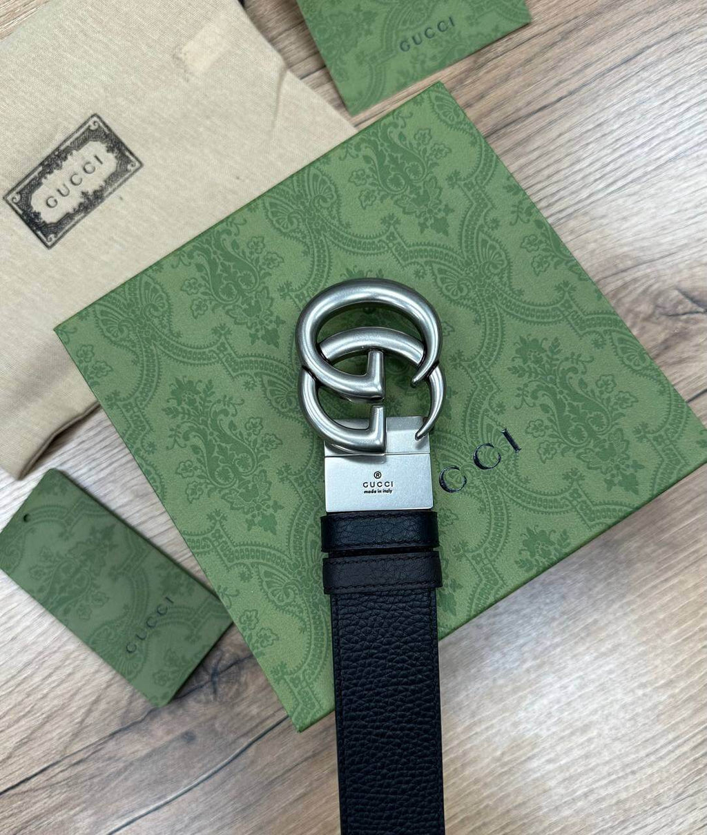 Gucci Reversible thin belt with Double G buckle silver
