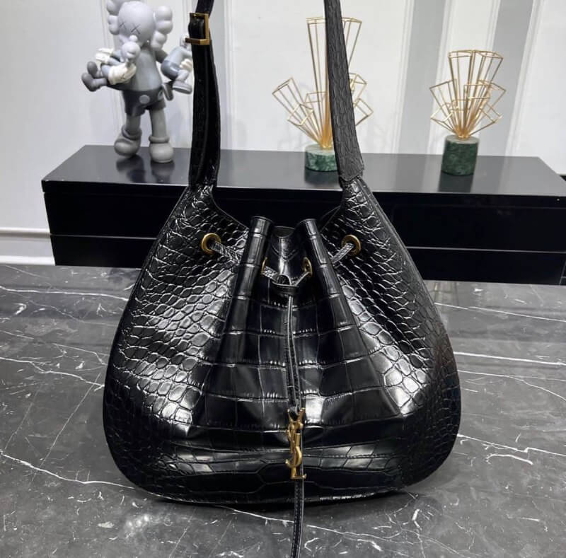 PARIS VII LARGE FLAT HOBO BAG LEATHER