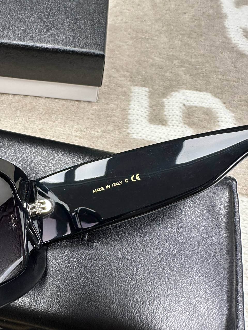 RECTANGLE SUNGLASSES black