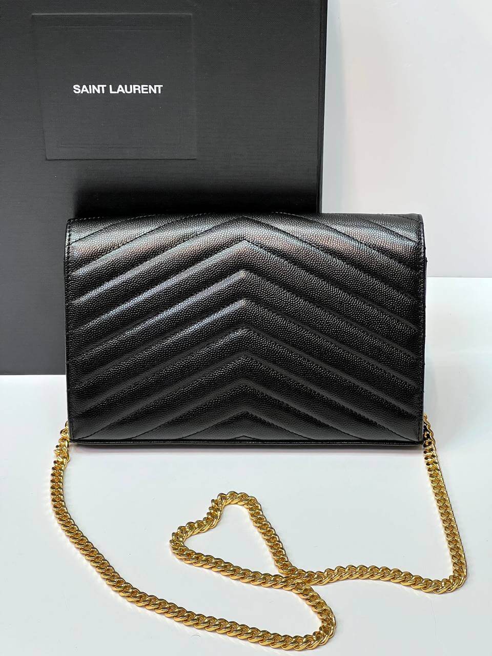CASSANDRE MATELASSÃƒÆ’Ã¢â‚¬Â° CHAIN WALLET IN GRAIN DE POUDRE EMBOSSED LEATHER