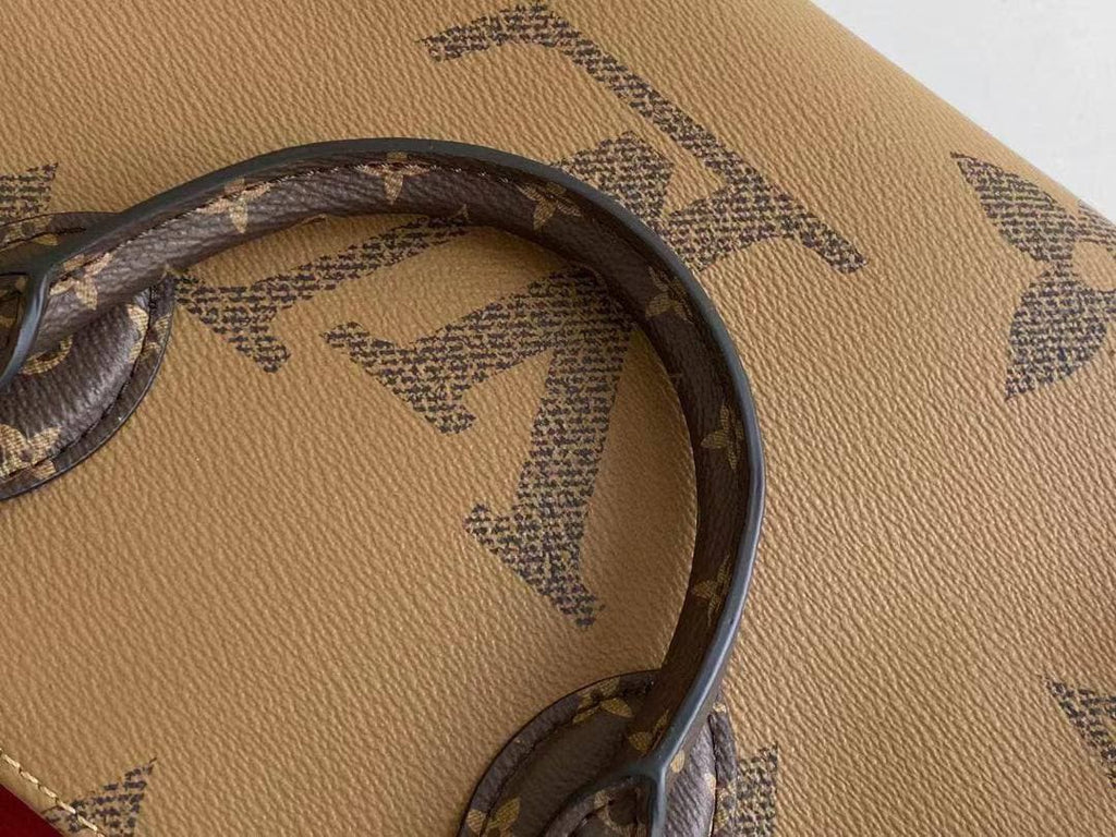 LV OnTheGo PM Monogram Canvas For Women,  Shoulder Bags 9.8in/25cm LV