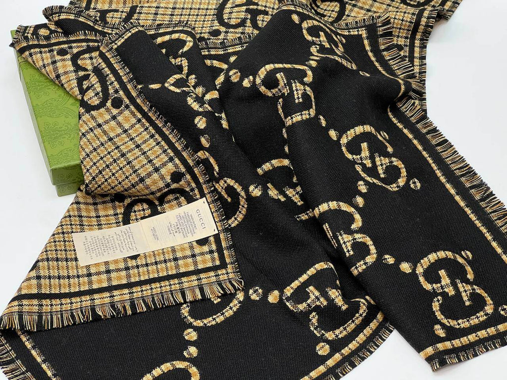 GG wool scarf for men Black and beige