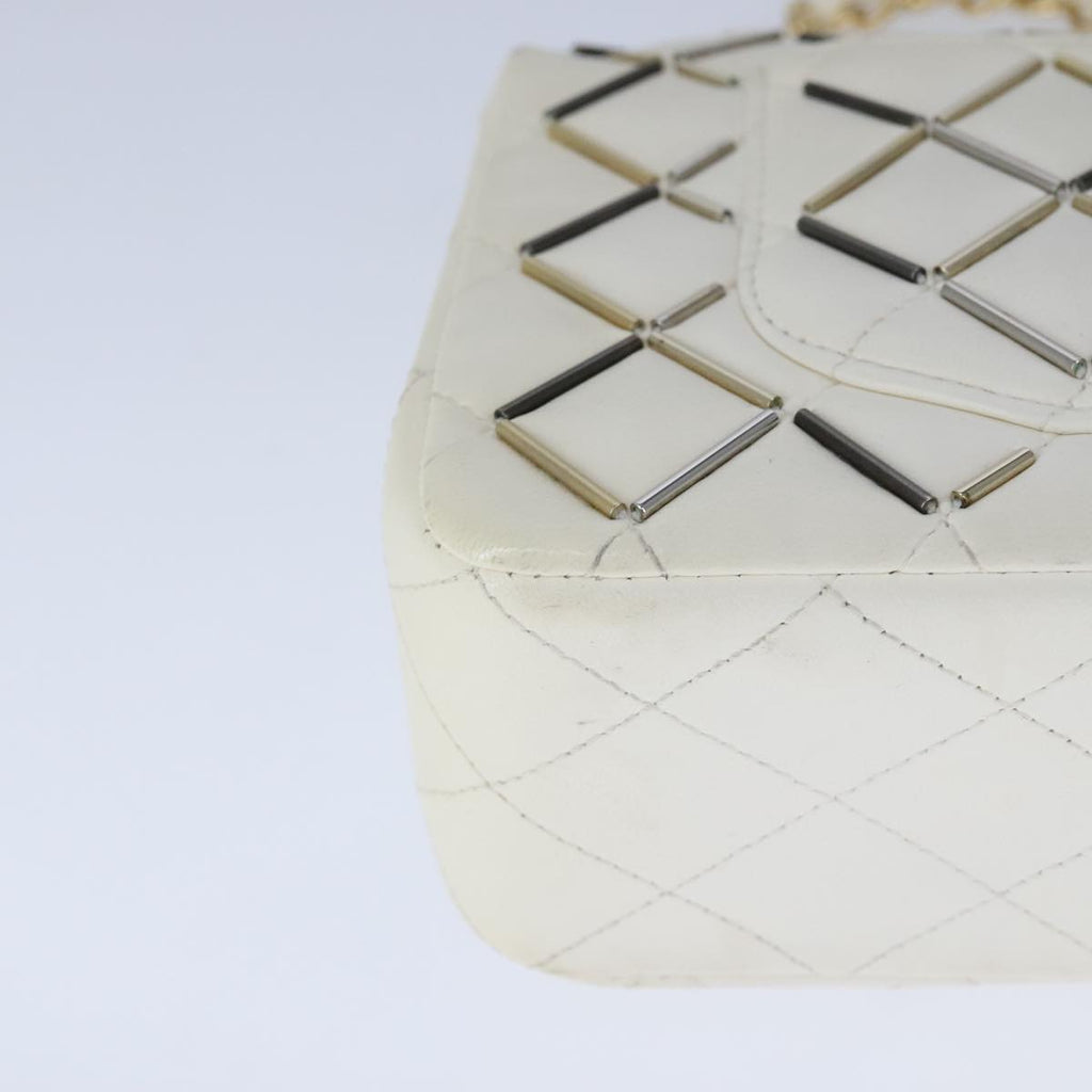 CHANEL Matelasse Chain Shoulder Bag Lamb Skin White CC PP140A