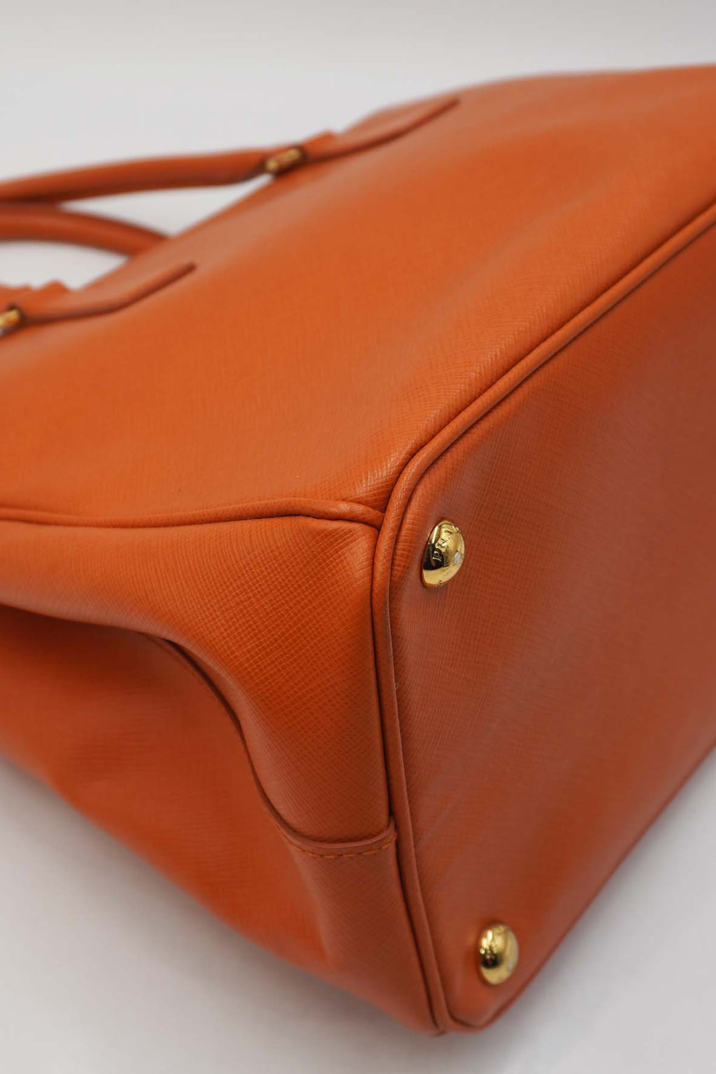 Medium Saffiano Lux Double Zip Leather Orange