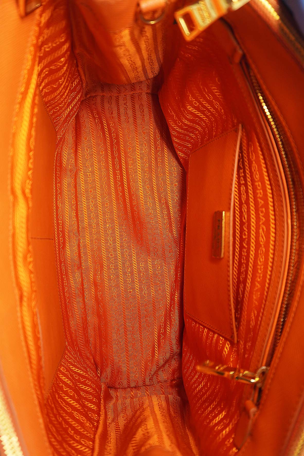 Medium Saffiano Lux Double Zip Leather Orange