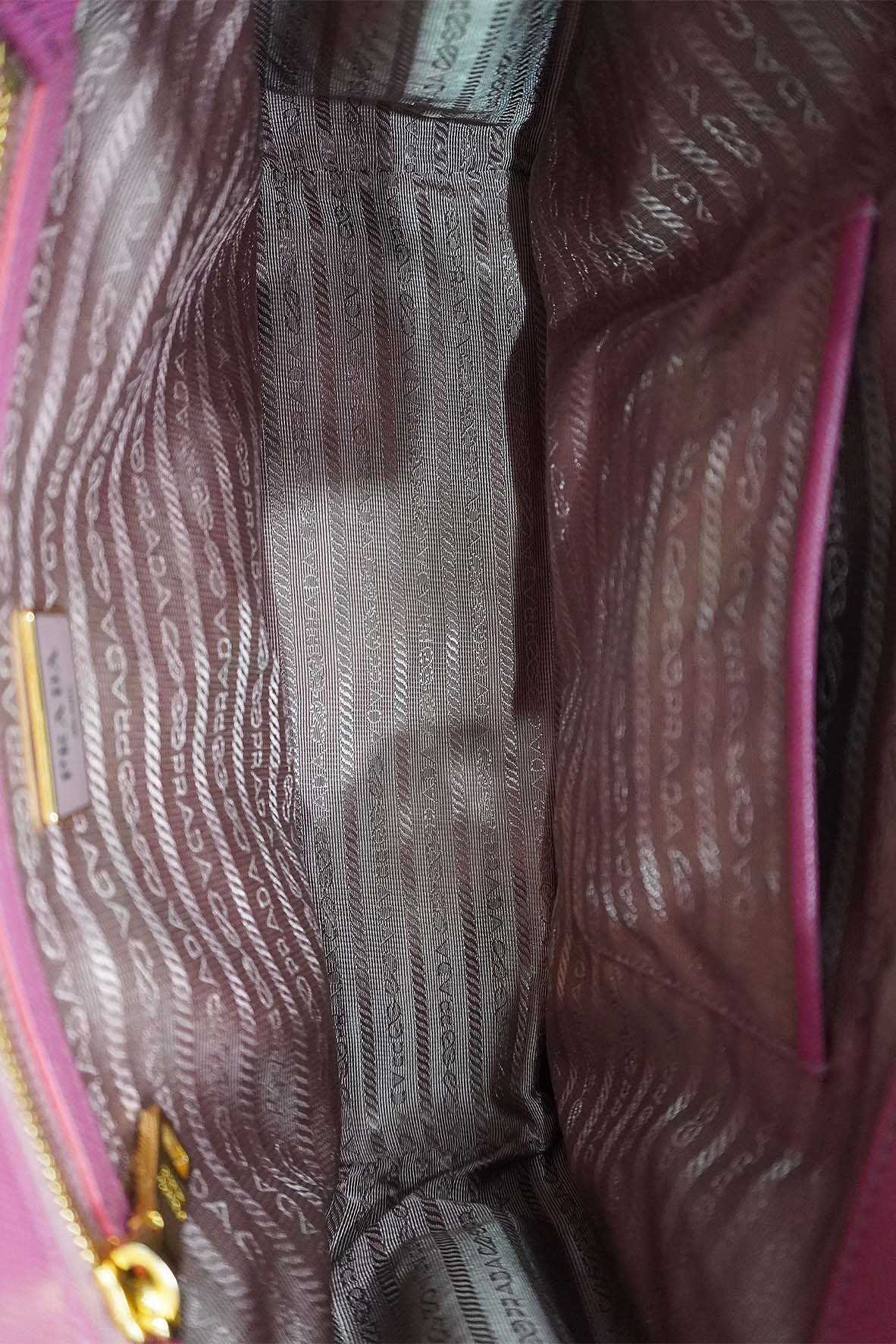 Medium Saffiano Lux Double Zip Tote Pink Red