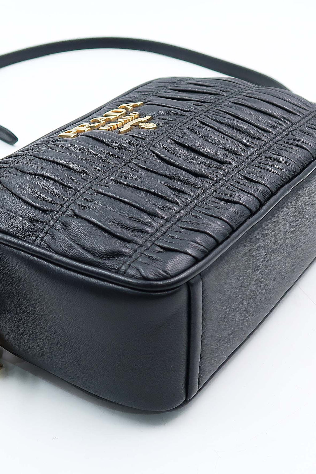 Nappa Gaufre Camera Bag Nero