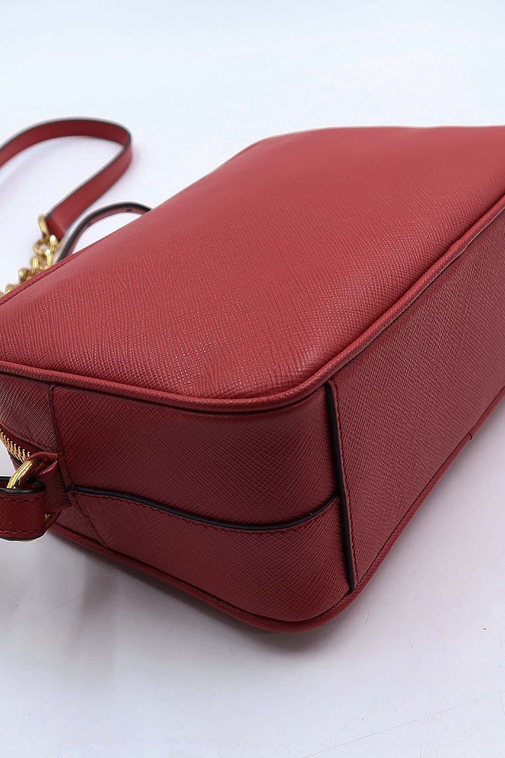 Saffiano Lux Camera Bag Fuoco