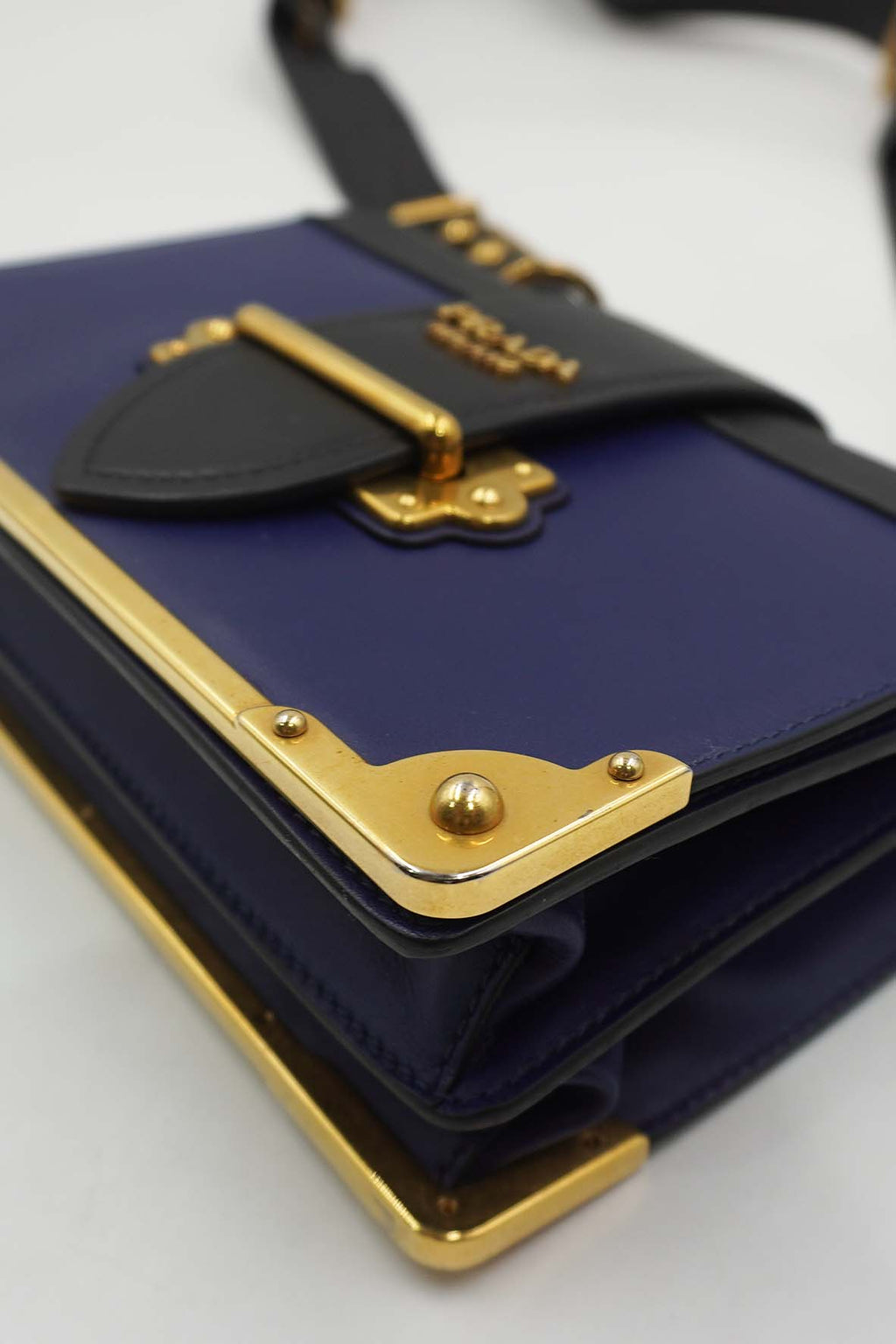 Saffiano-Trimmed City Calf Cahier Bag Blue