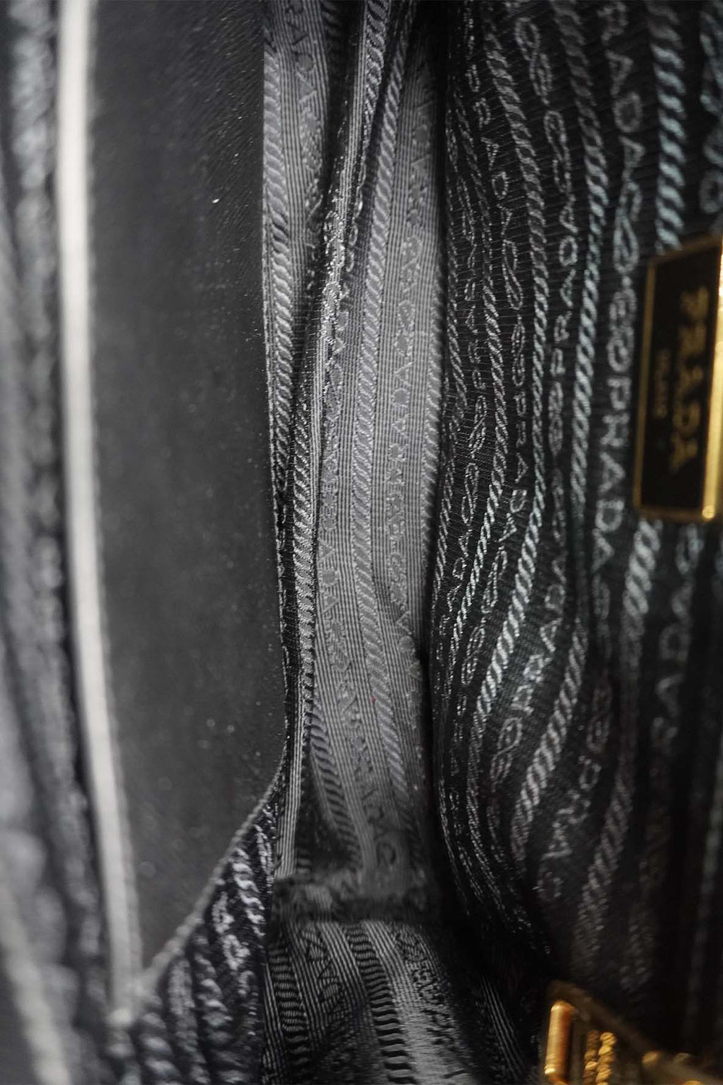 Small Galleria Saffiano Lux Double Zip GHW Black