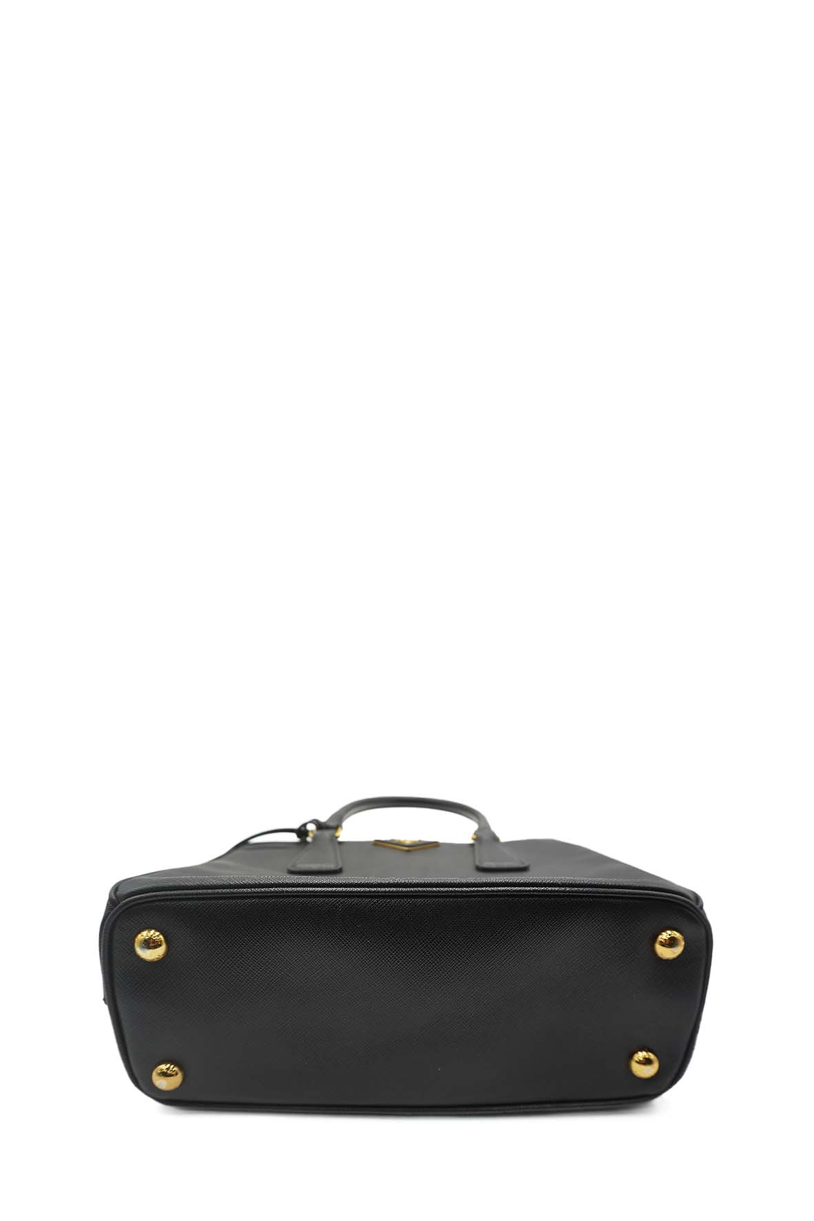 Small Galleria Saffiano Lux Double Zip GHW Black