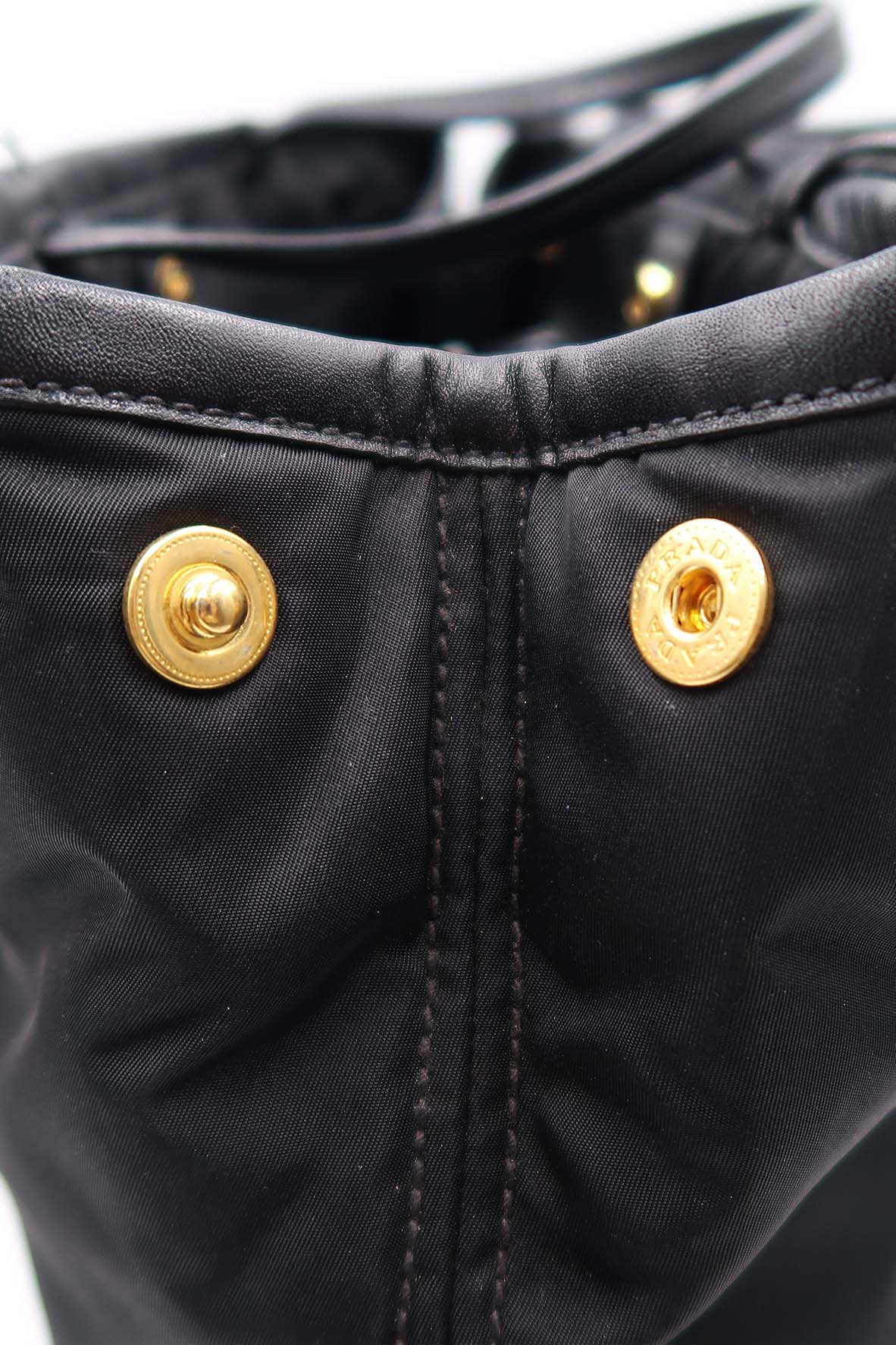 Tessuto with Leather Trimmed and Front Pocket Shopping Tote Black
