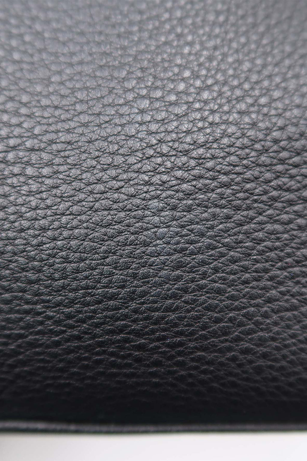 Vitello Daino Tote Bag Black