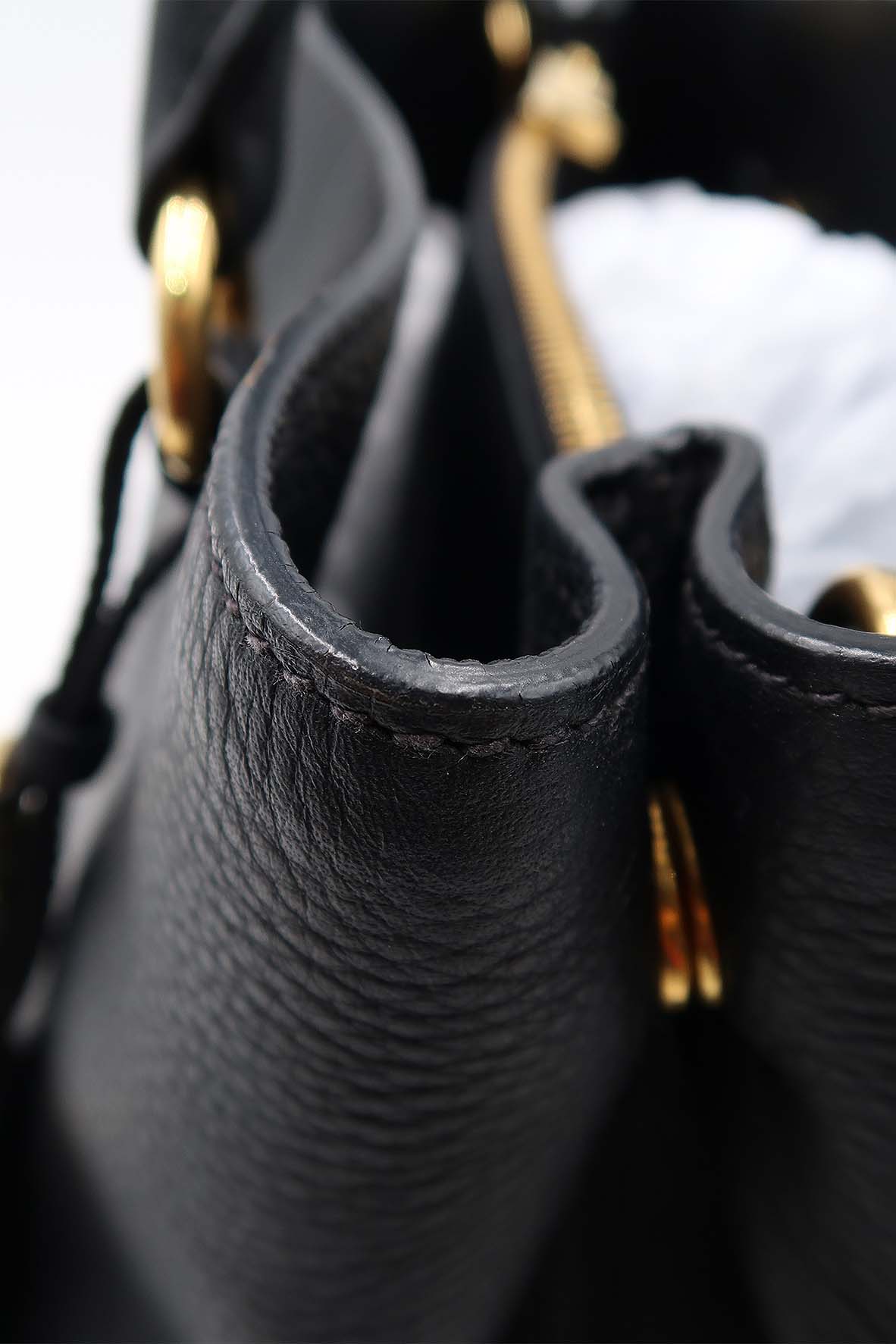 Vitello Daino Tote Bag Black