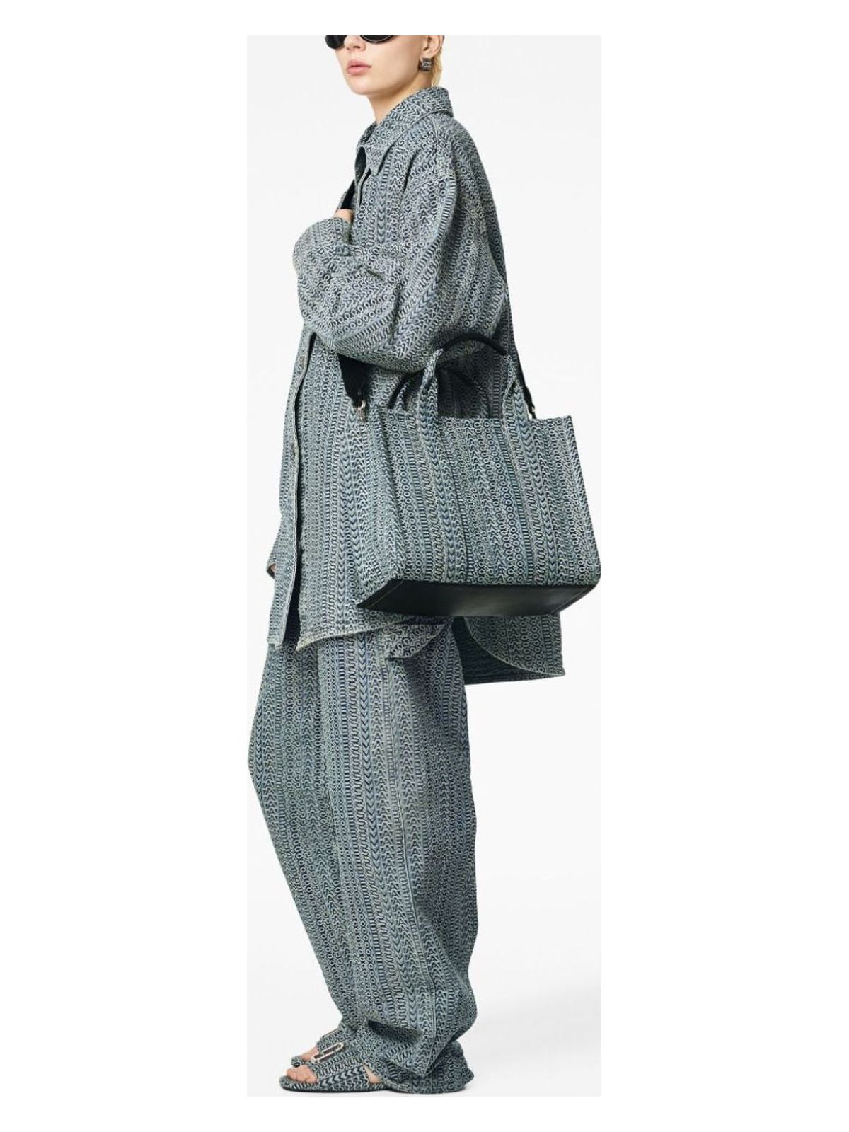THE WASHED MONOGRAM DENIM MEDIUM TOTE BAG