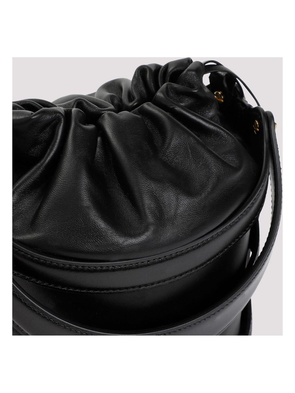 The Rise Bucket Bag