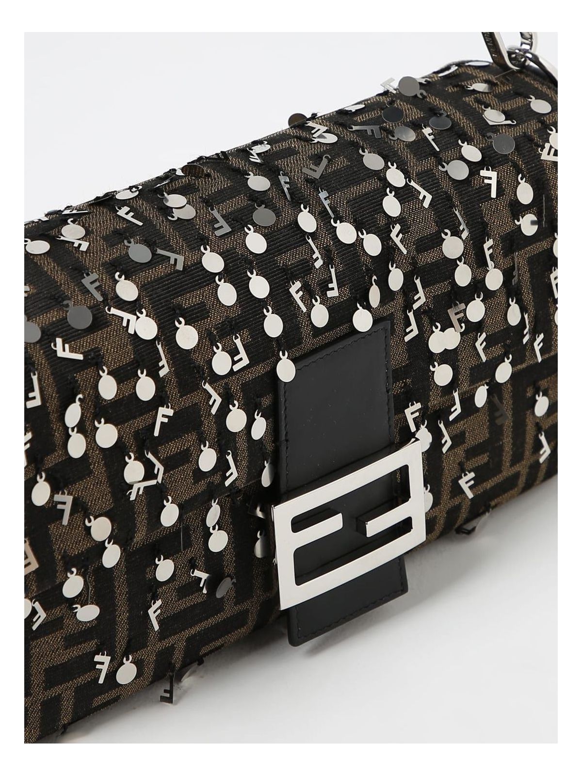 BAGUETTE FF SHOULDER BAG