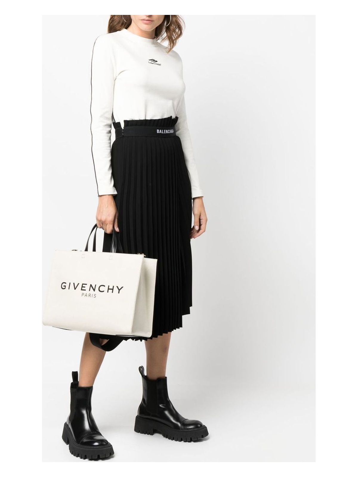 G Tote Medium Canvas Tote Bag