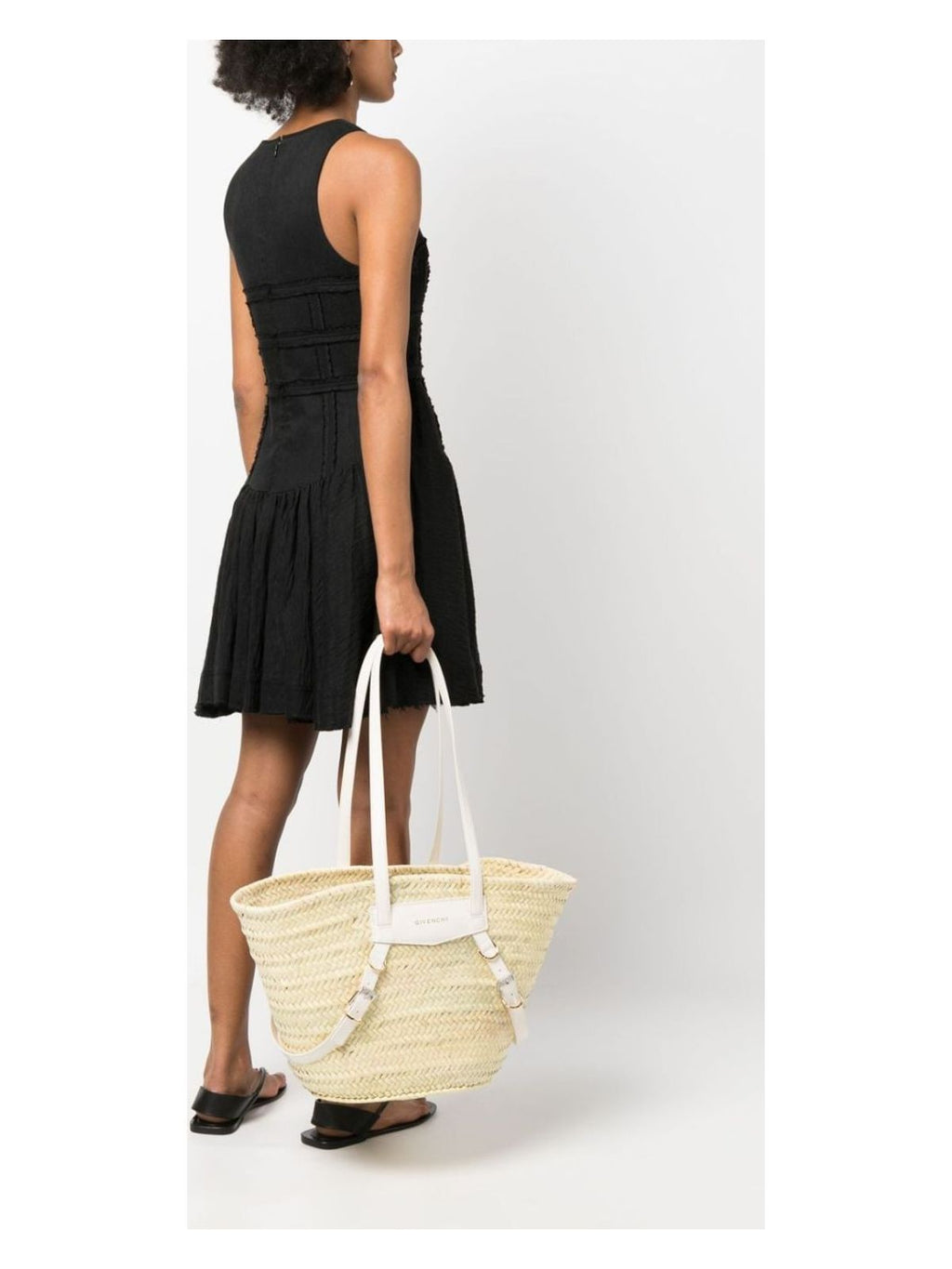 VOYOU MEDIUM RAFIA BASKET BAG