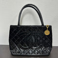Chanel V0976 Pre-Loved Black Tote Bag