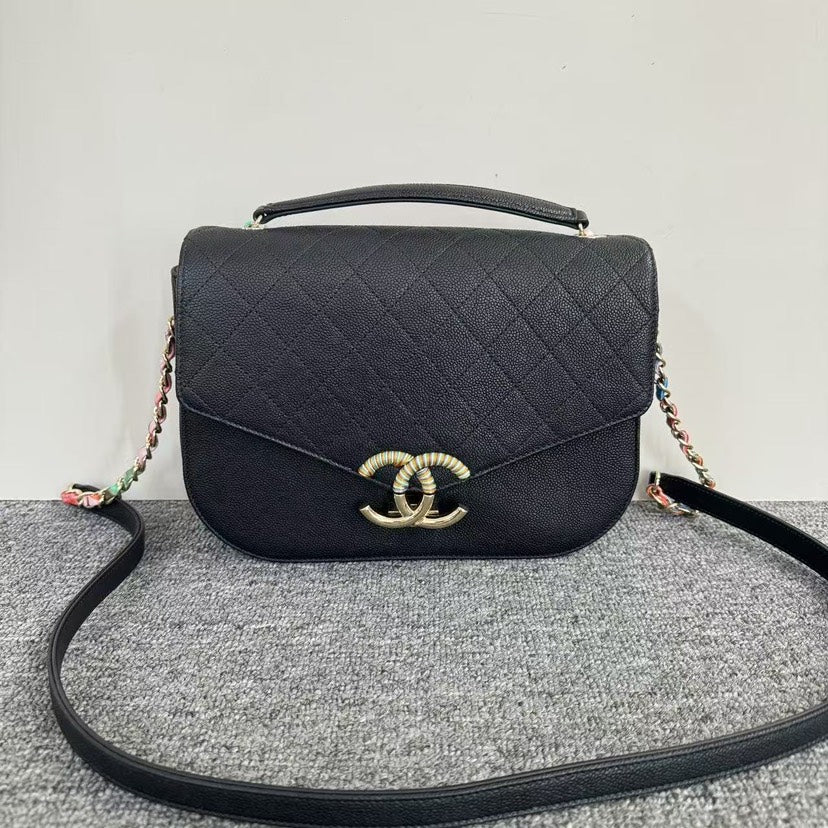 Preloved Chanel Flap Bag Quilted Black Leather Shoulder Bag