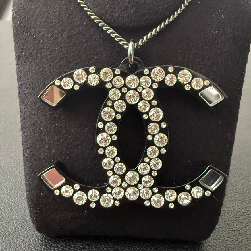 Preloved Chanel Coco Rhinestone Necklace Black 09C 40558