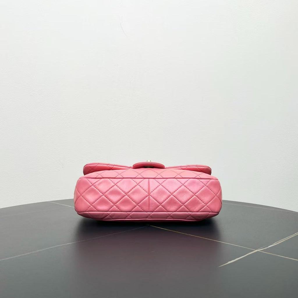 Chanel Classic Flap Bag Pink Quilted Leather Shoulder Bag