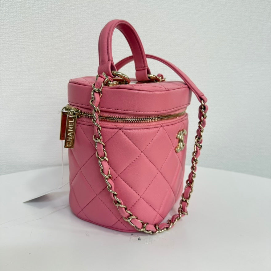 Preloved Chanel Calfskin Van 2way Bag FM6003 Pink Shoulder Bag