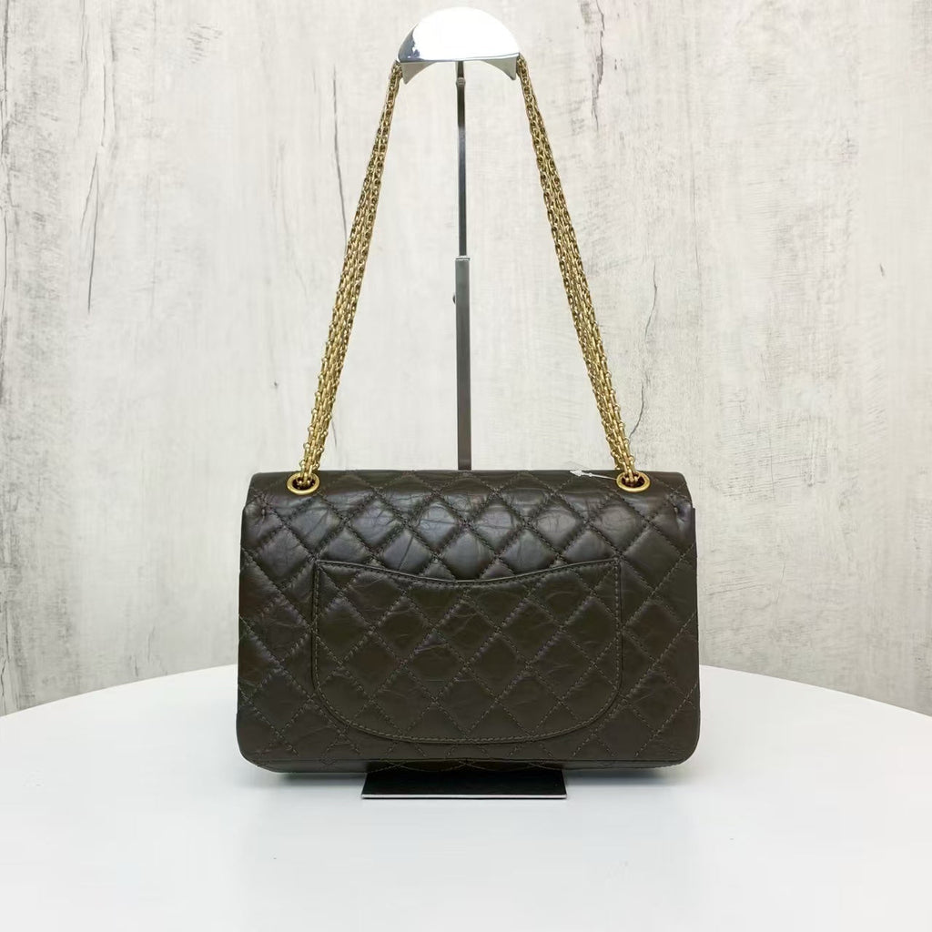 Preloved Chanel 2.55 Quilted Leather Shoulder Bag in Black - 2017-2018