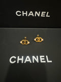Chanel Vintage CC Pearls Ear Clips Gold Earrings