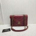 Preloved Chanel Chevron Quilted Burgundy Leather Shoulder Bag 12201362