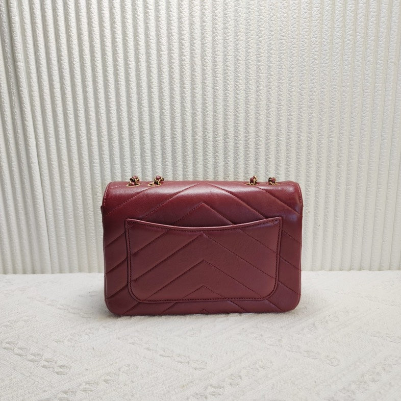 Preloved Chanel Chevron Quilted Burgundy Leather Shoulder Bag 12201362