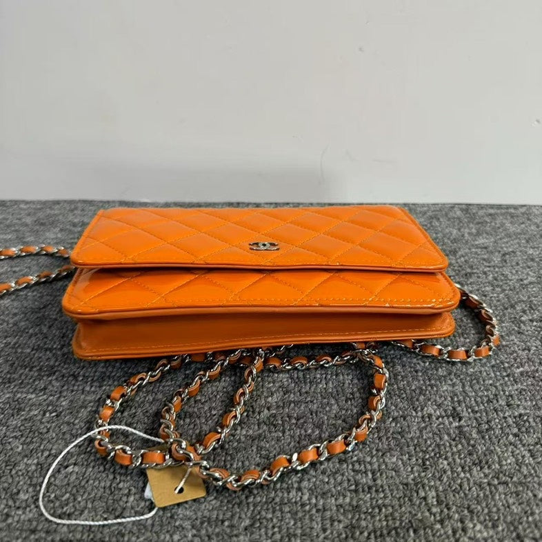 Preloved Chanel Chain Bag Patent Leather Orange Shoulder Bag