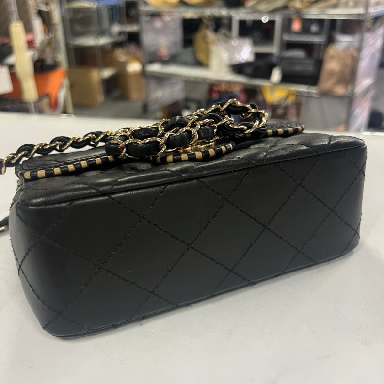 Chanel Classic Flap Mini Black Preloved Shoulder Bag