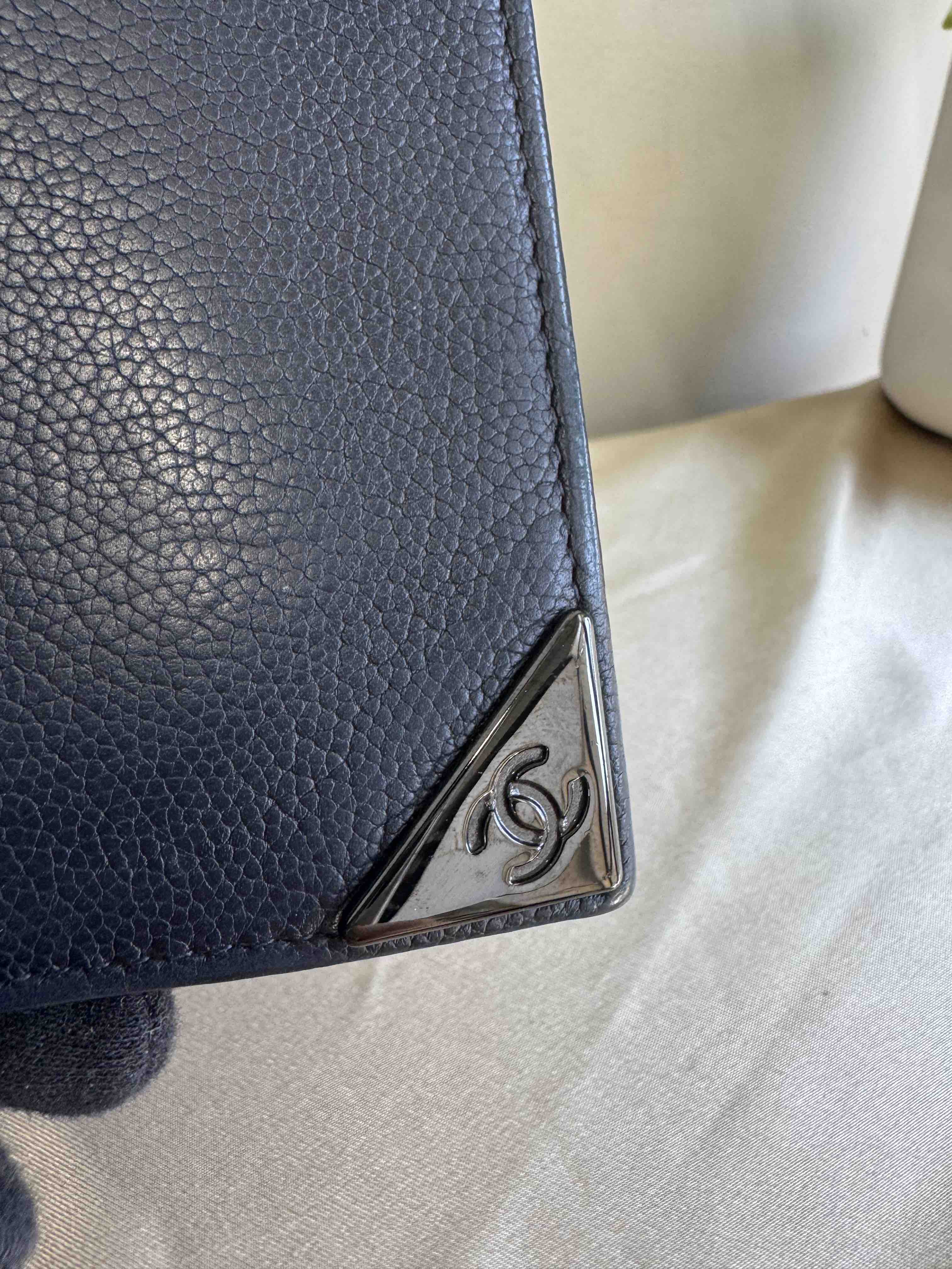 Chanel Unisex Wallet Black Leather - Vintage Designer Handbag