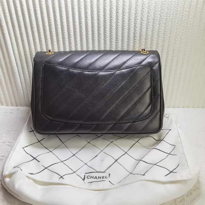 Chanel Classic Flap Bag Black Leather Shoulder Bag Preloved