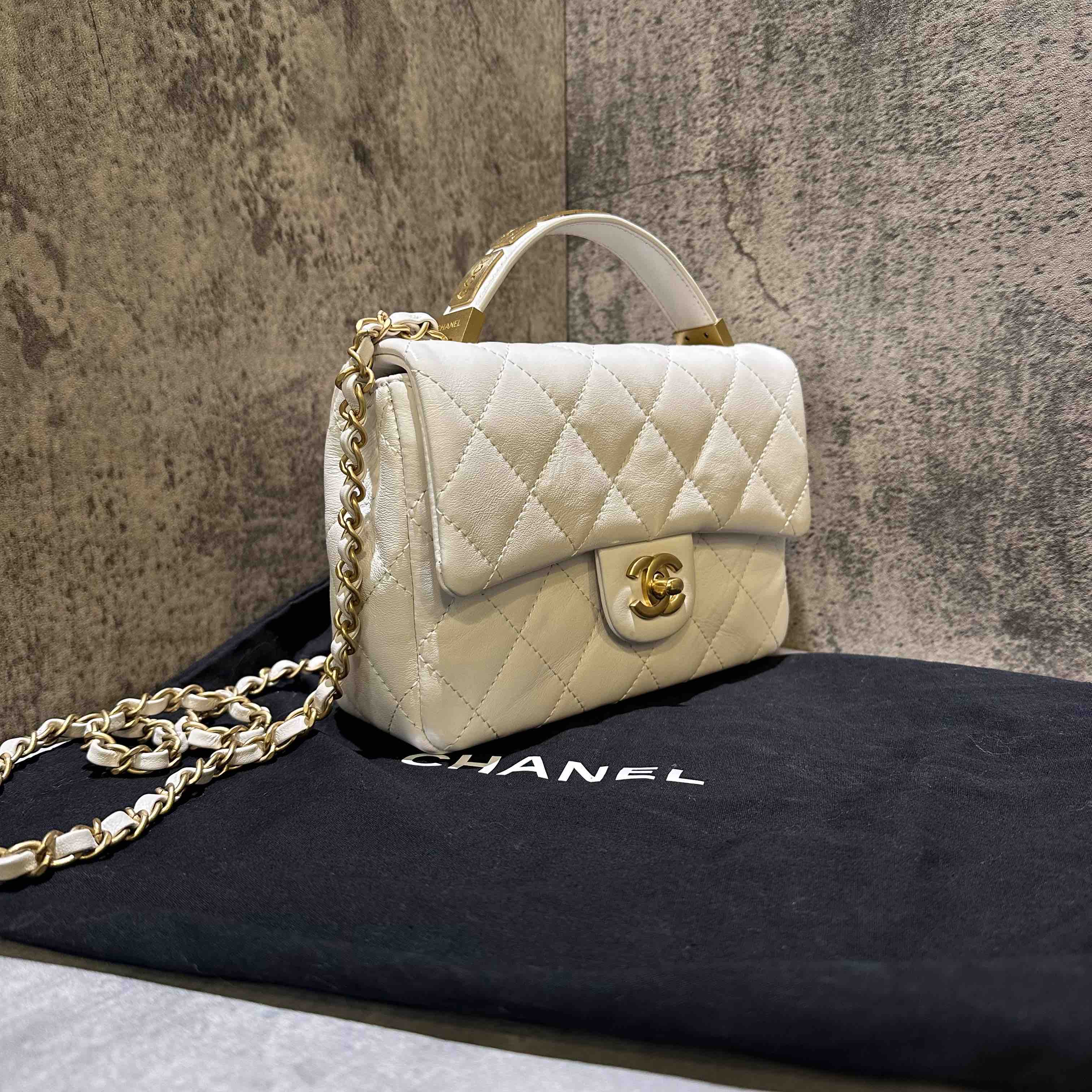 ÃƒÂ°Ã…Â¸Ã¢â‚¬ÂºÃ‚ÂÃƒÂ¯Ã‚Â¸Ã‚ÂPreloved Chanel 24p seasonal style handlebag