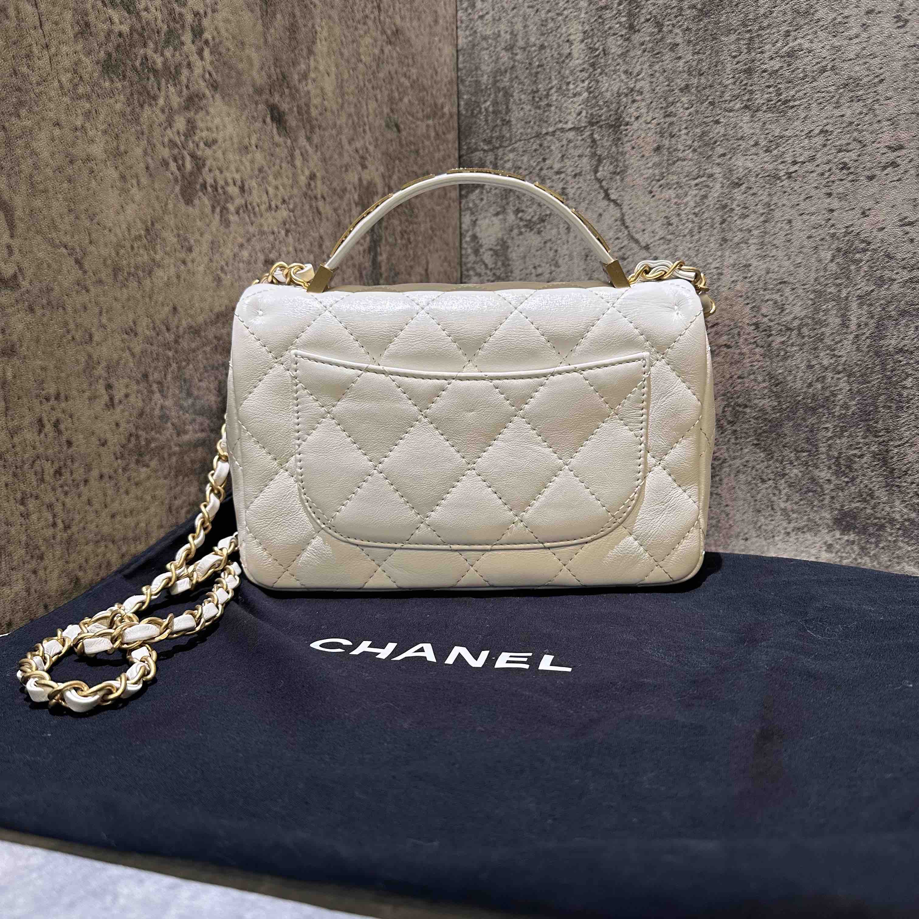 ÃƒÂ°Ã…Â¸Ã¢â‚¬ÂºÃ‚ÂÃƒÂ¯Ã‚Â¸Ã‚ÂPreloved Chanel 24p seasonal style handlebag