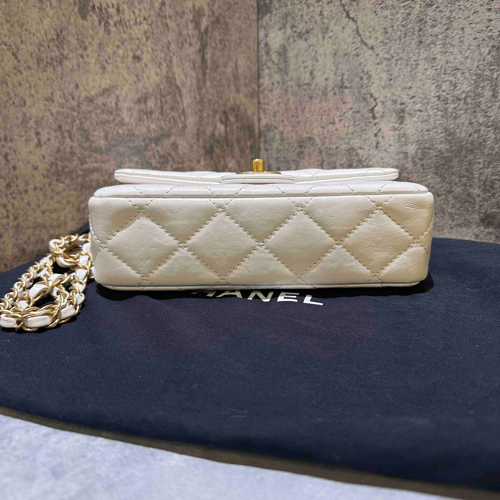 ÃƒÂ°Ã…Â¸Ã¢â‚¬ÂºÃ‚ÂÃƒÂ¯Ã‚Â¸Ã‚ÂPreloved Chanel 24p seasonal style handlebag