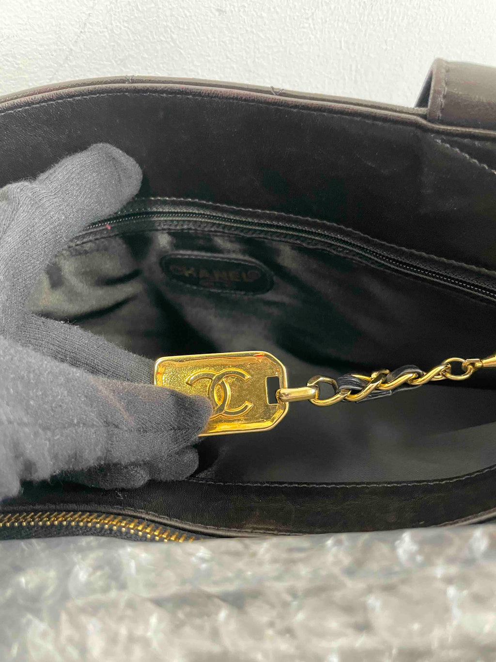Chanel Lambskin Tote Bag RE261 Black Quilted Shoulder Bag