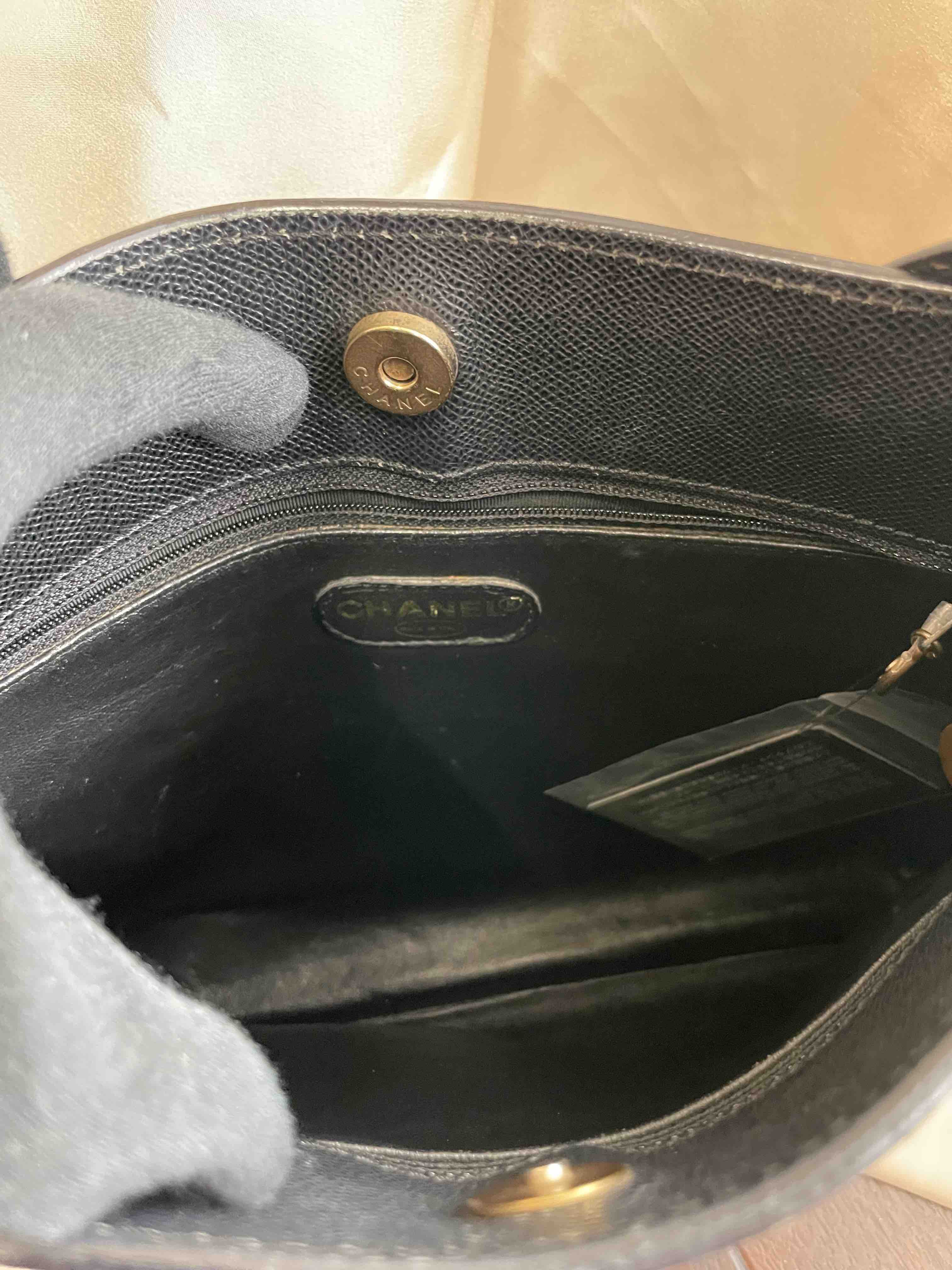 Chanel Tote Bag JX944 Black Leather Tote