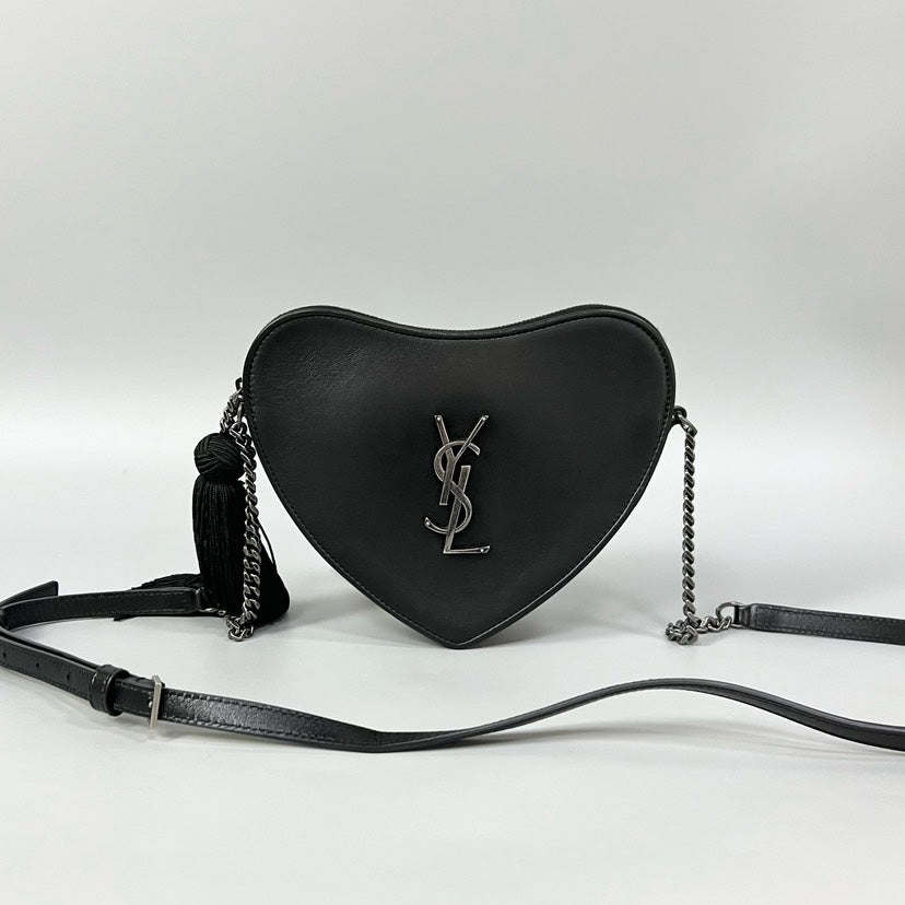 Preloved YSL Heart Bag Black 20x16x5cm XJ10929