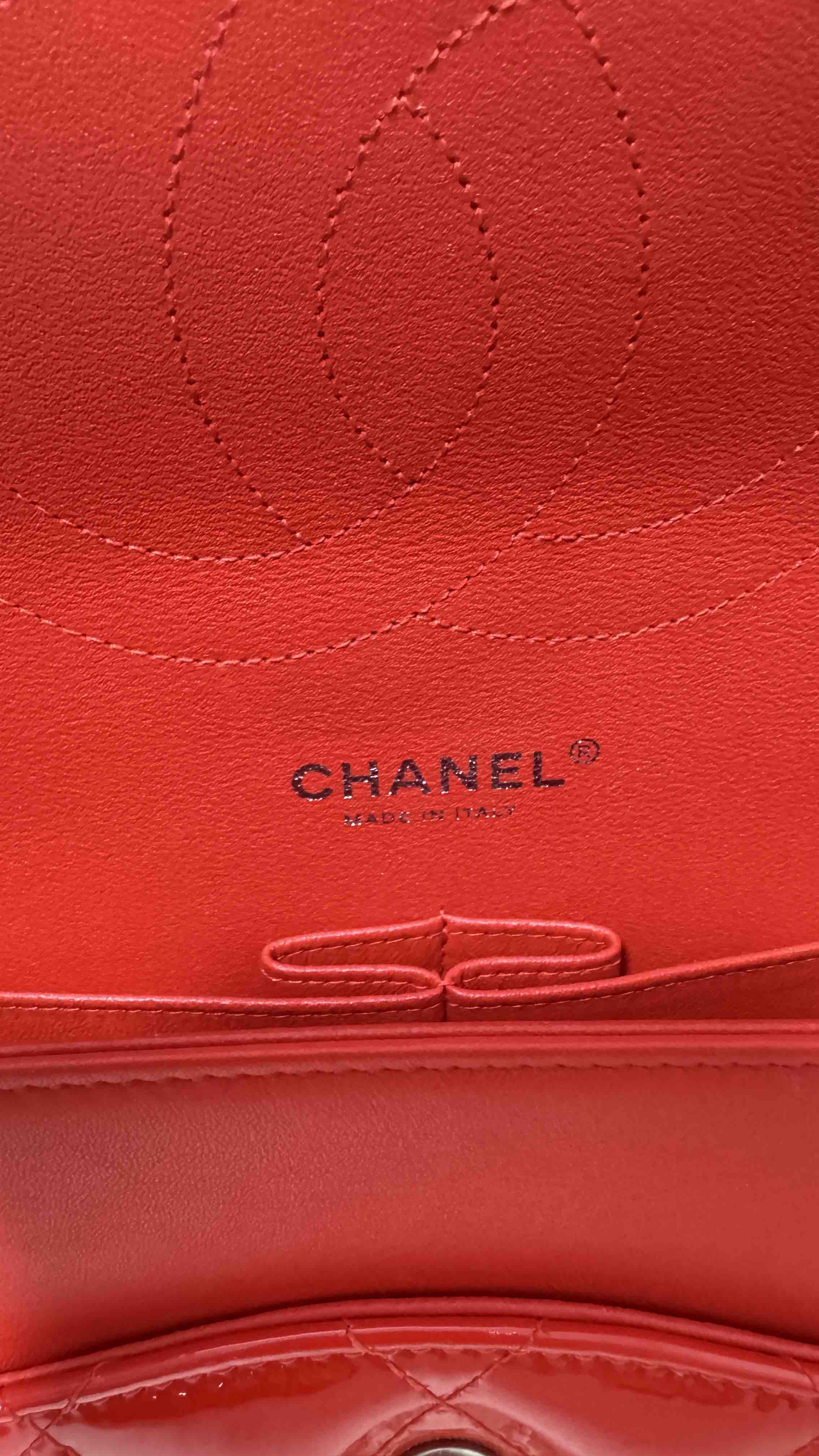 Preloved Chanel Flap Patent Leather Bag in Red - Shoulder Bag