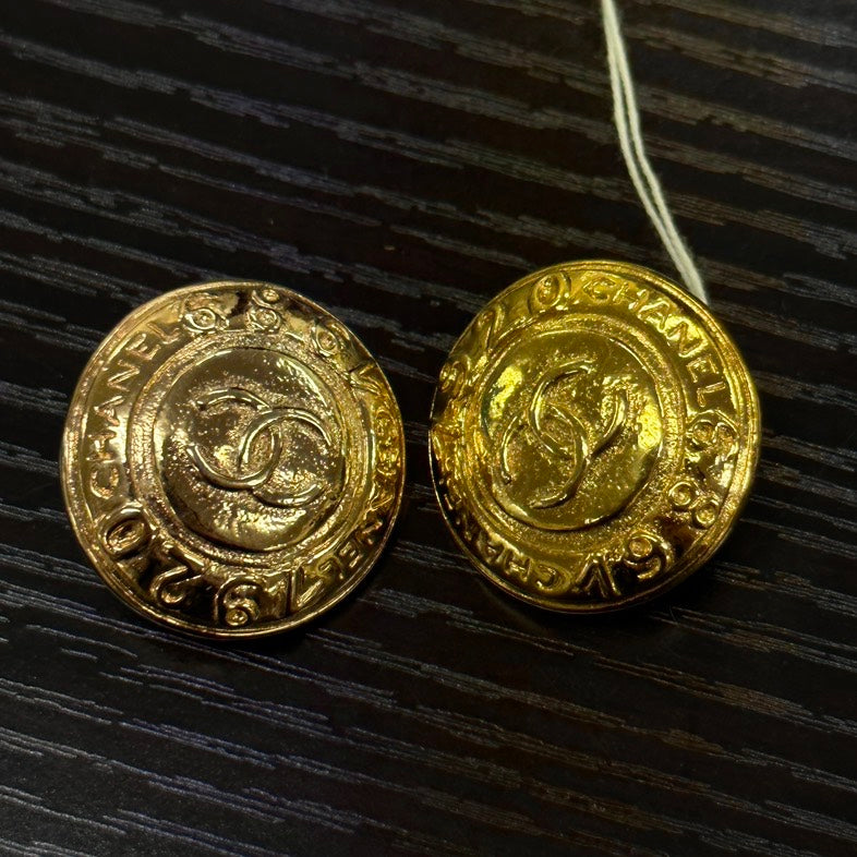 Chanel Vintage Gold Statement Ear Clips Earrings