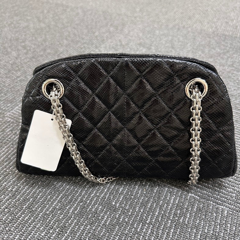Pre-loved Chanel 2.55 Black Quilted Lambskin Chain Shoulder Bag
