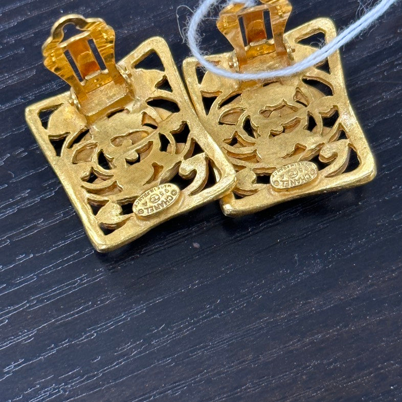 Chanel Vintage Gold Square Clip-On Earrings