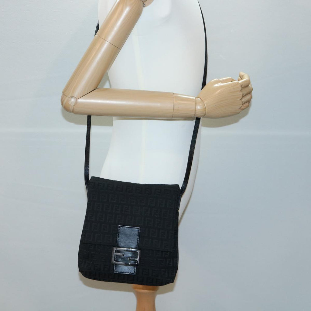 FENDI Zucchino Canvas Mamma Baguette Shoulder Bag Black rd2219