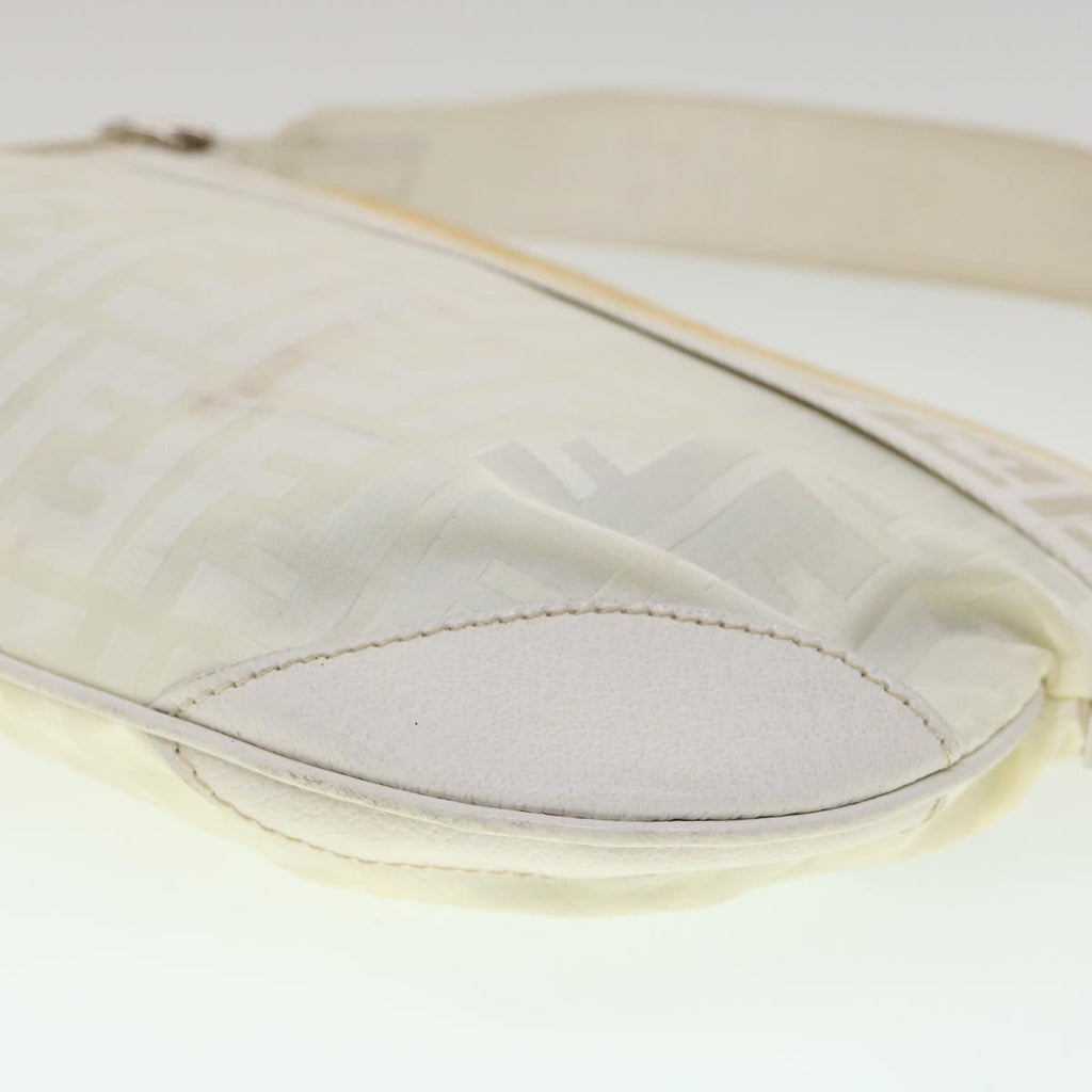 FENDI Zucca Canvas Shoulder Bag White rd2256