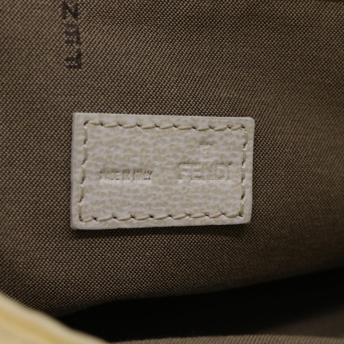 FENDI Zucca Canvas Shoulder Bag White rd2256